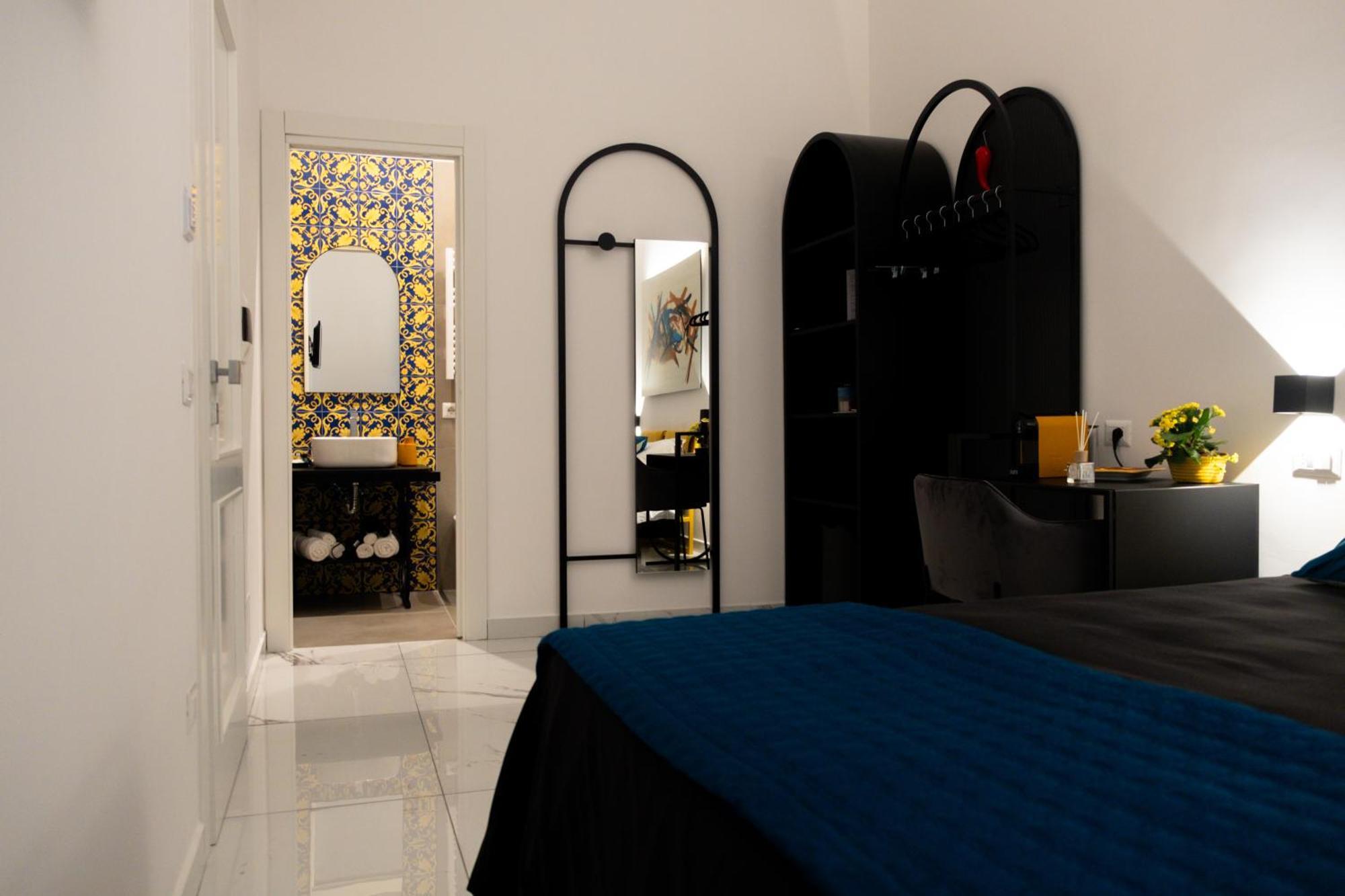 Napoli Oltre Rooms Bagian luar foto