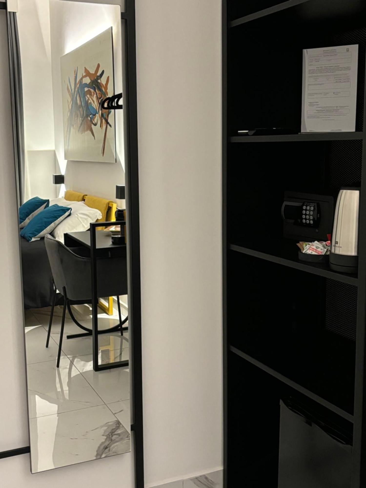 Napoli Oltre Rooms Bagian luar foto