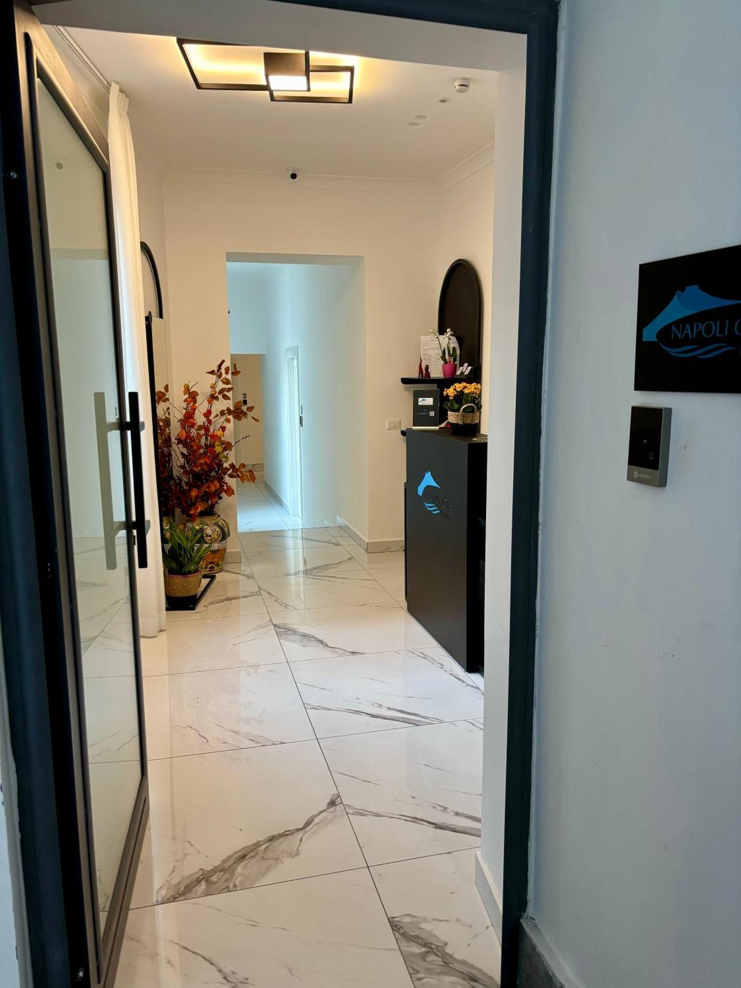 Napoli Oltre Rooms Bagian luar foto